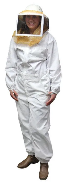 Deluxe Beekeeping Suit with Veil, Large, White by Mann Lake