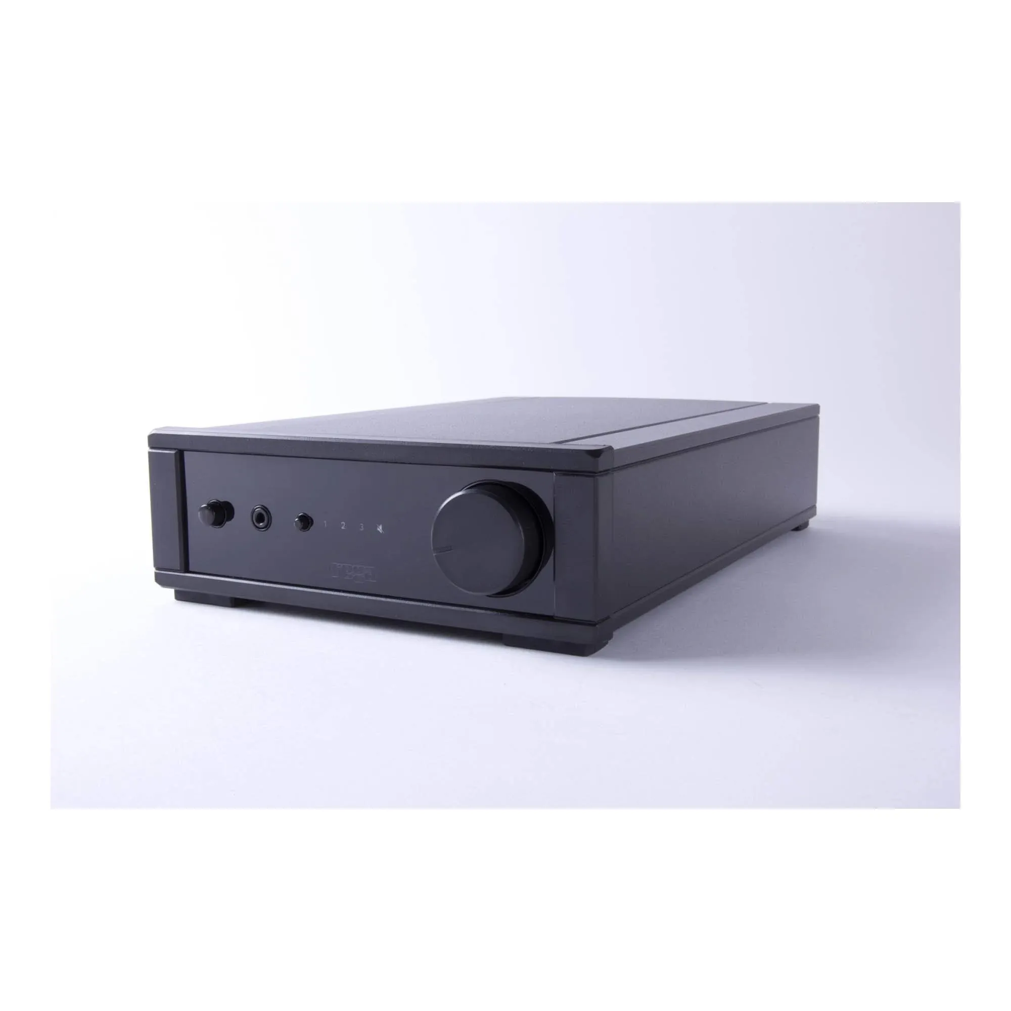 Rega - IO Integrated Amplifier