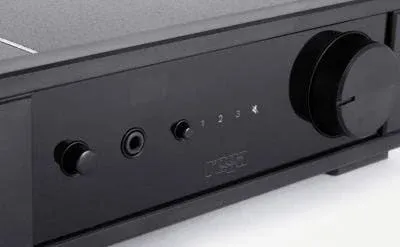 REGA io Integrated Amplifier